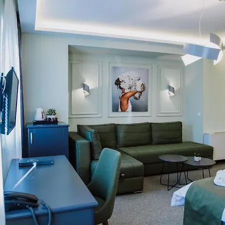 Kapri Hotel