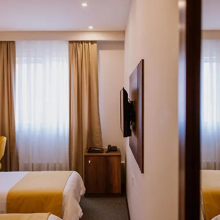 Hotel Kapri 3*